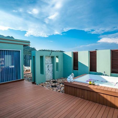 Phi Phi Harbour View Hotel-Sha Extra Plus Luaran gambar
